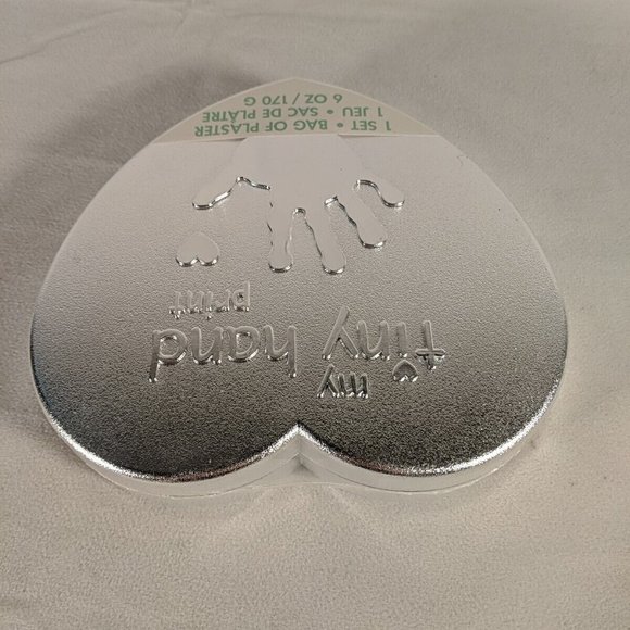 NEW "My Tiny Hand Print" C.R. Gibson Baby Heart Shaped Kit in Silver Box Plaster - Picture 3 of 7
